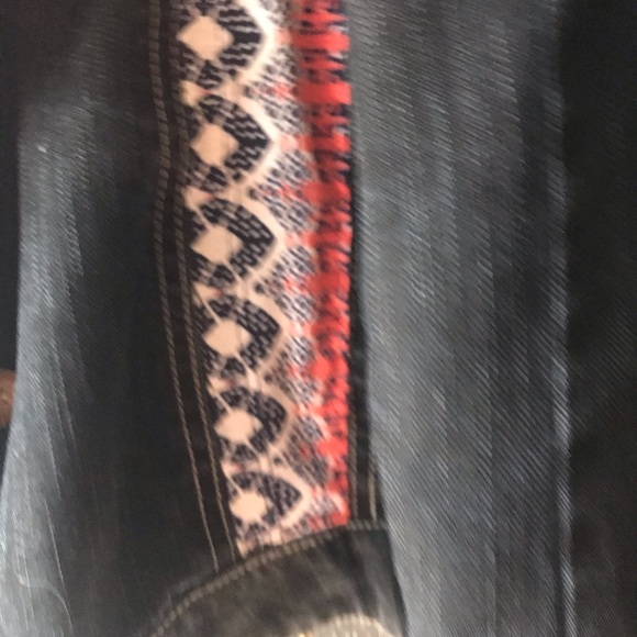 Jean jacket - Picture 5 of 11